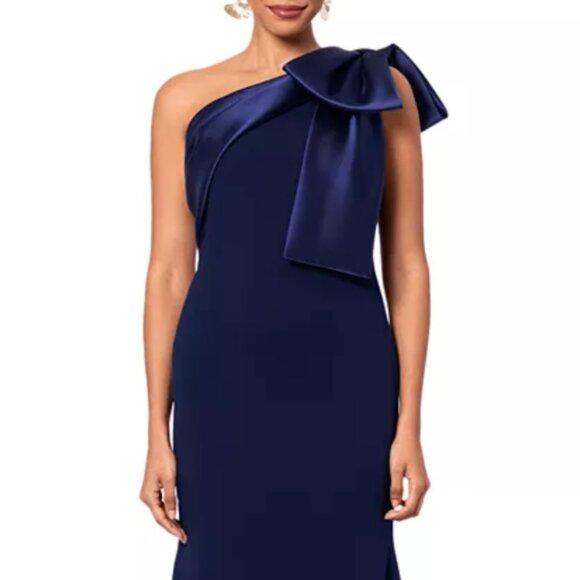 Women's Bow-Trimmed One-Shoulder Gown - Picture 1 of 5